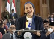 Monique: Jurnalis, Aktivis atau “Mata Mata” Israel(?)