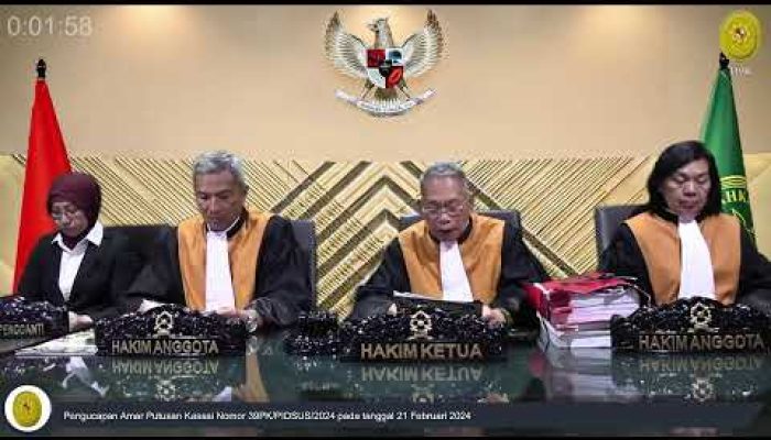 “Mengadili Sendiri” Maksudnya Adalah….