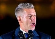 Perdana Menteri Hungaria Bersumpah akan Tangkap Nethanyahu