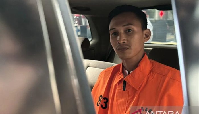 KPK Menahan Ajudan Gubernur Riau, Kasus Dugaan Pemerasan