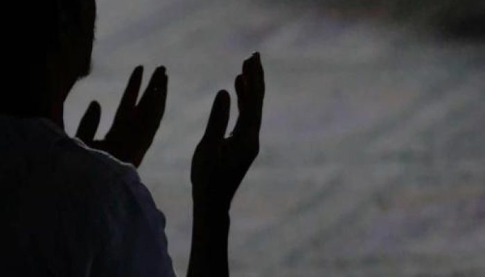 Menghias Luka yang tak Berdarah dengan Kesabaran