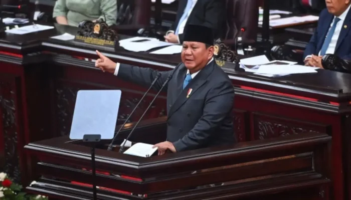 Prabowo: Ekspor Sawit & Batubara harus Lewat BUMN