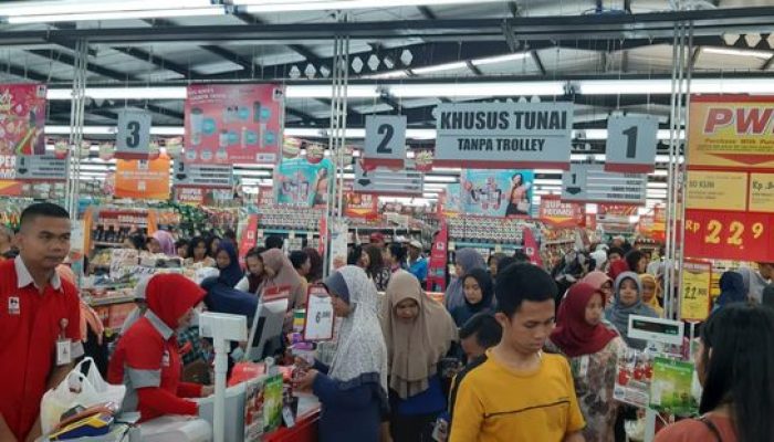 Rupiah Melemah, Apa Dampaknya pada Masyarakat Indonesia?