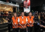 Terjerat Suap Jabatan, Bupati dan Sekda Kuansing Resmi Ditahan KPK