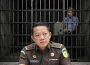 Runtuhnya Menara Keadilan: Refleksi Hukum & Ironi Kasus Febrie Adriansyah