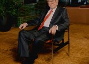 Strategi Mengalahkan Inflasi: 2 Kunci Investasi Abadi ala Warren Buffett