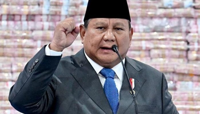 Sinyal Efisiensi Radikal Prabowo: Siap Pangkas Anggaran Pertahanan dan Polri Demi Hapus Kemiskinan