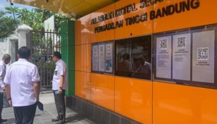 Modus Update Data Disdukcapil, Mantan Ketua PT Bandung Tertipu Rp 1 Miliar