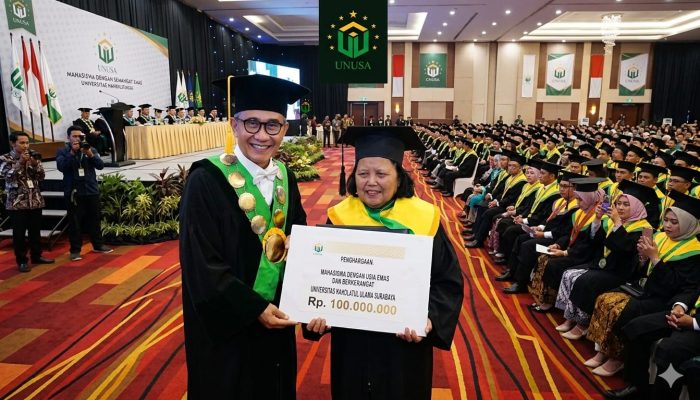 Inilah Manfaat Luar Biasa bagi yang Kuliah Lagi di Usia  60 Tahun….