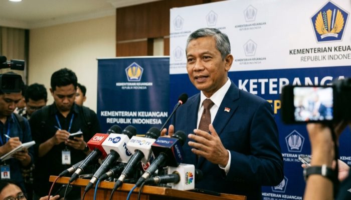 Gebrakan Transparansi Sabet Penghargaan: Purbaya Didapuk Sebagai Menteri Berkinerja Terbaik Versi Survei LKPN