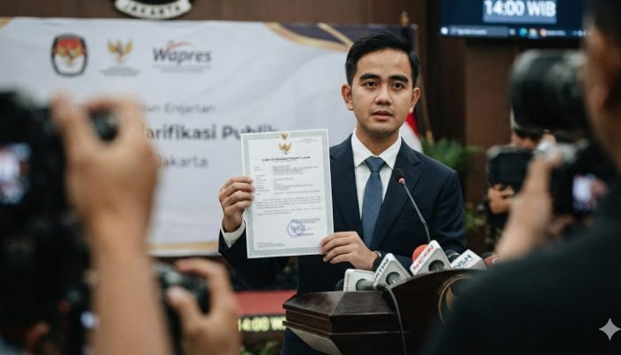 Dino Patti Djalal Tantang Gibran Hadapi Denny Indrayana: Jika Tak Berani Bela Integritas Diri, Bagaimana Bela NKRI?