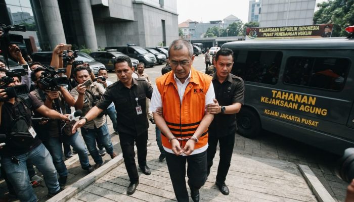 Skandal Korupsi MBG Rp10 Triliun: Berkas Lengkap, Eks Kepala BGN Dadan Hindayana Cs Resmi Dilimpahkan ke Kejaksaan Negeri Jakarta Pusat!