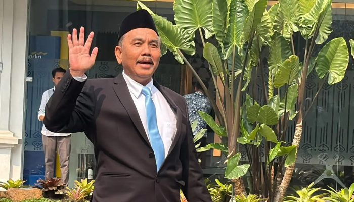 Manuver Syahganda: Baru Jadi Kepala Bakom, Langsung Usul Gibran Digantikan Kaesang