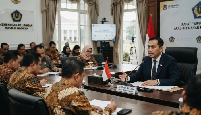 Bayang-Bayang Fiskal Lapangan Banteng: Menguji Ketajaman Deduktif Suahasil Nazara