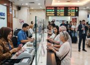 Oktober Kelabu Bagi Garuda: Kurs Rupiah Terbenam ke Level Rp 18.147 per Dolar AS pada Akhir Bulan